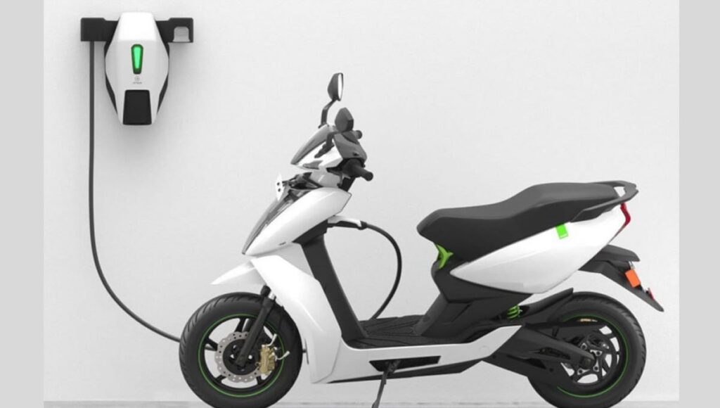 Ather Energy Price Hike Alert: 1 जनवरी 2026 से महंगे होंगे स्कूटर