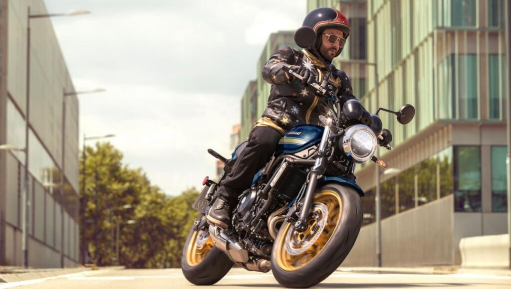 _Kawasaki ZS650RS लॉन्च: 649cc इंजन और KTRC ट्रैक्शन कंट्रोल_