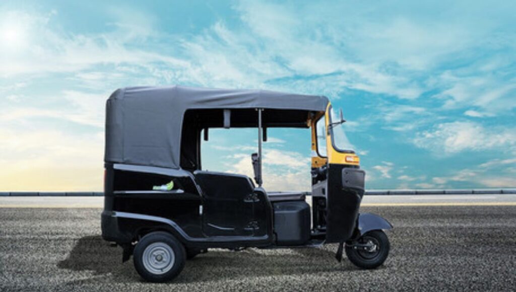 Bajaj Auto की शानदार वृद्धि: 14% साल पर साल की बढ़त