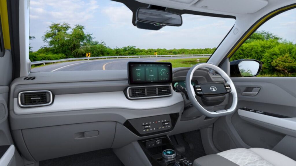 Tata Punch EV Facelift vs Citroen eC3: कौन है आपके लिए परफेक्ट विकल्प?