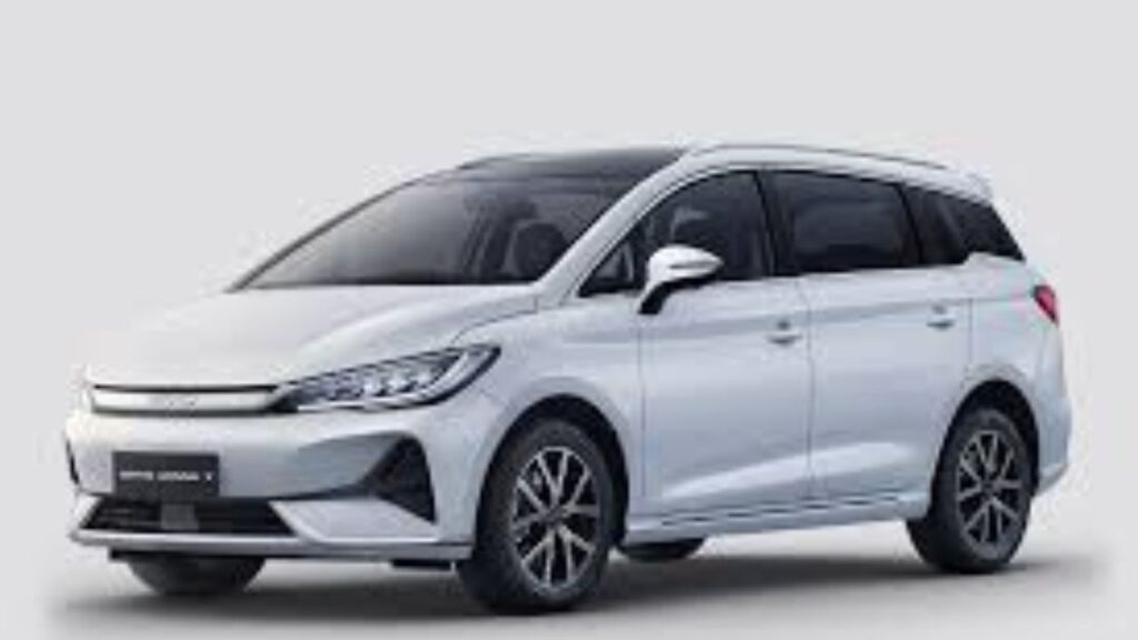 VinFast VF MPV 7 vs BYD e-Max 7: भारत की सबसे बेहतरीन इलेक्ट्रिक MPV कौन सी है?