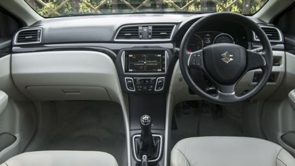 maruti suzuki ciaz smart hybrid mileage