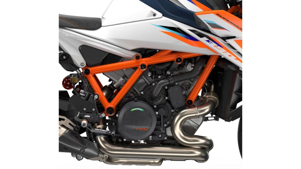 KTM 1390 Super Duke RR: दुनिया भर में सिर्फ 350 यूनिट्स, जानें क्या है इसमें खास?